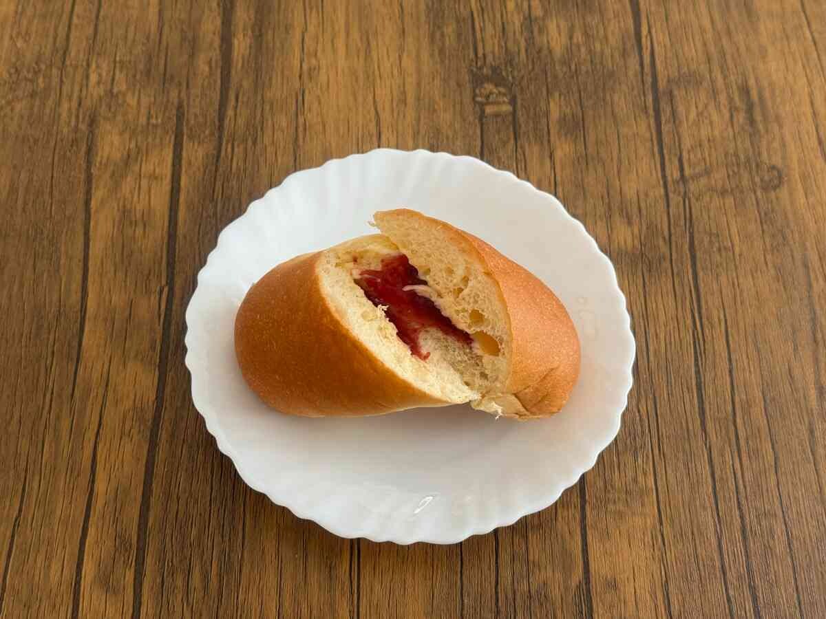 ファミリーマートの「生コッペパン」
